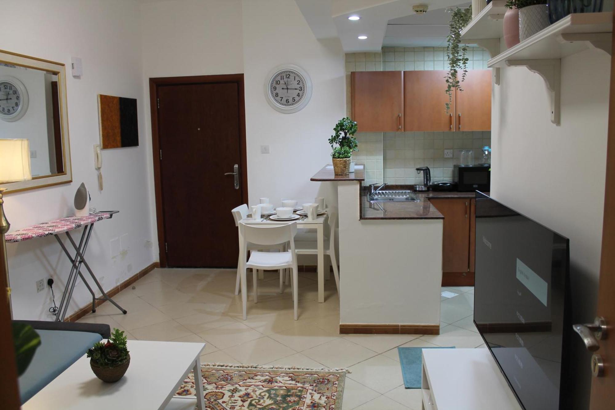 Newly Furnished Cozy 1 Bedroom Apartment Close To Jbr Beach And Metro Dubaï Extérieur photo